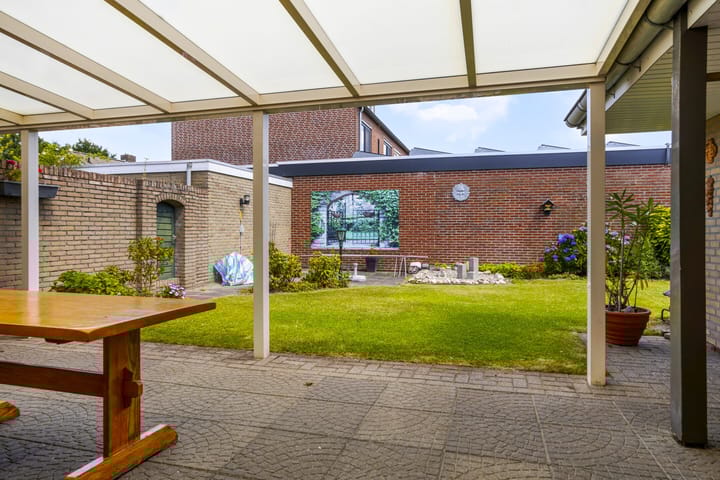 Photo 27 of Lariksweg 4