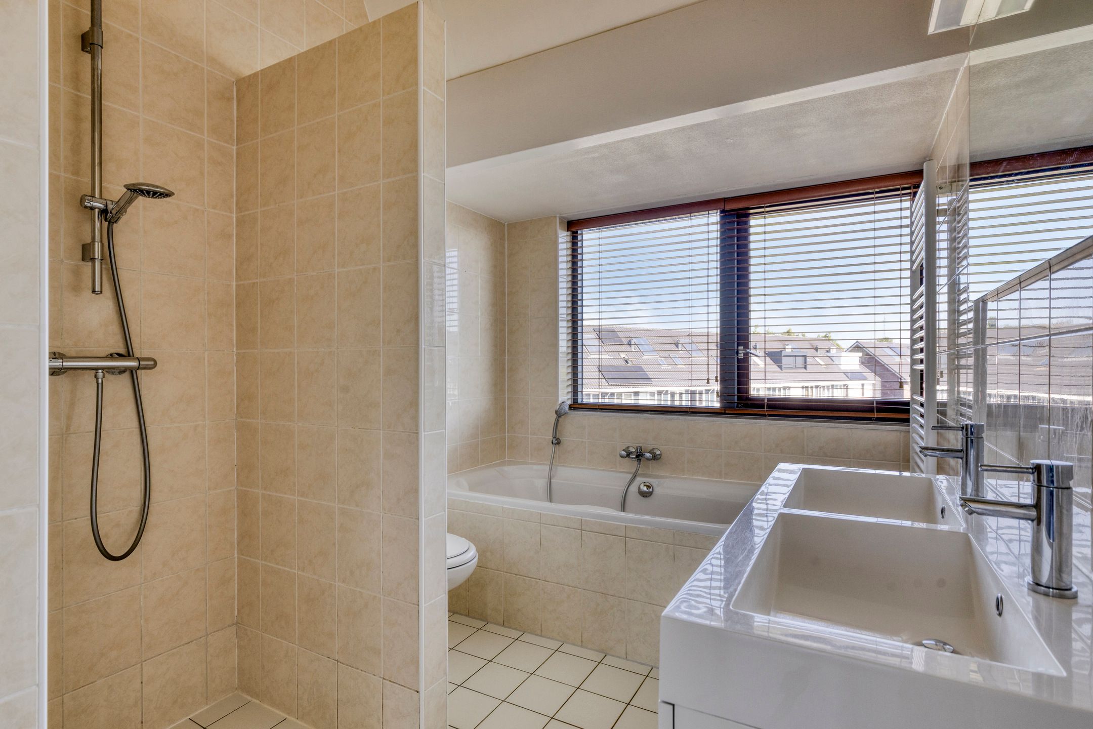 Foto 30 van Raperbeek 8