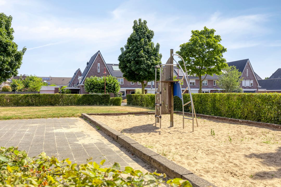 Foto 41 van Raperbeek 8