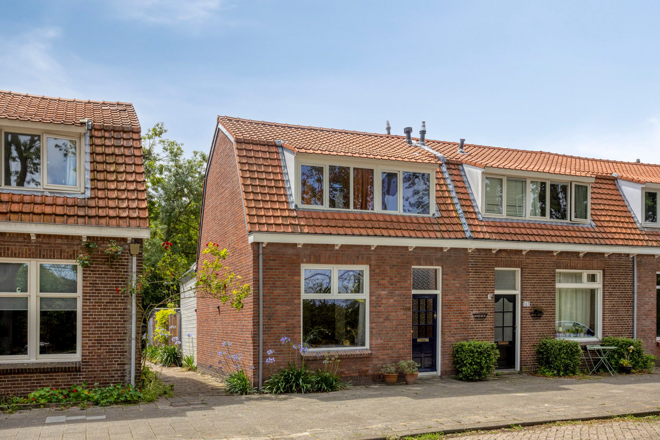 Foto 6 van Voorhout 169