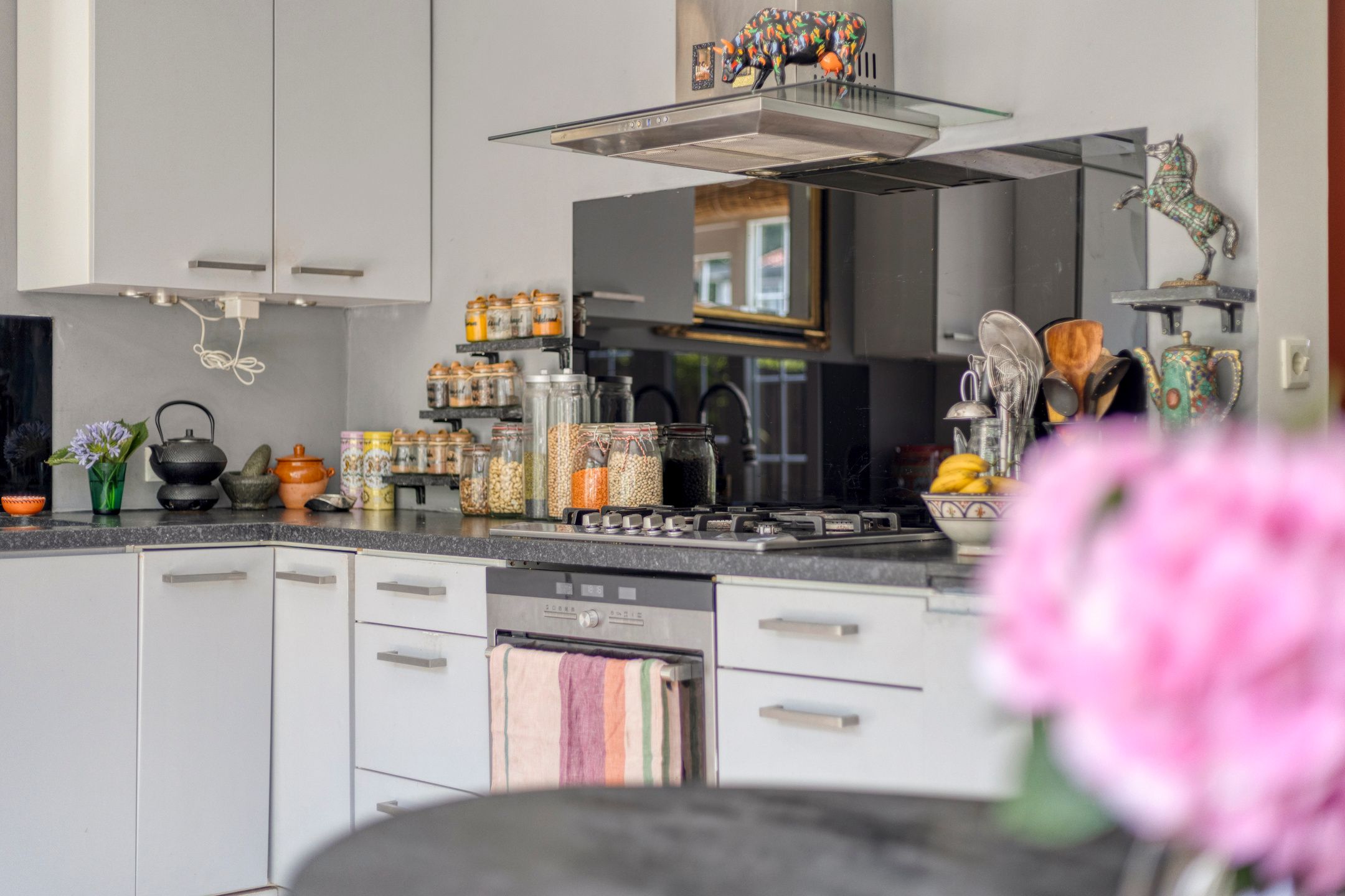 Foto 18 van Voorhout 169