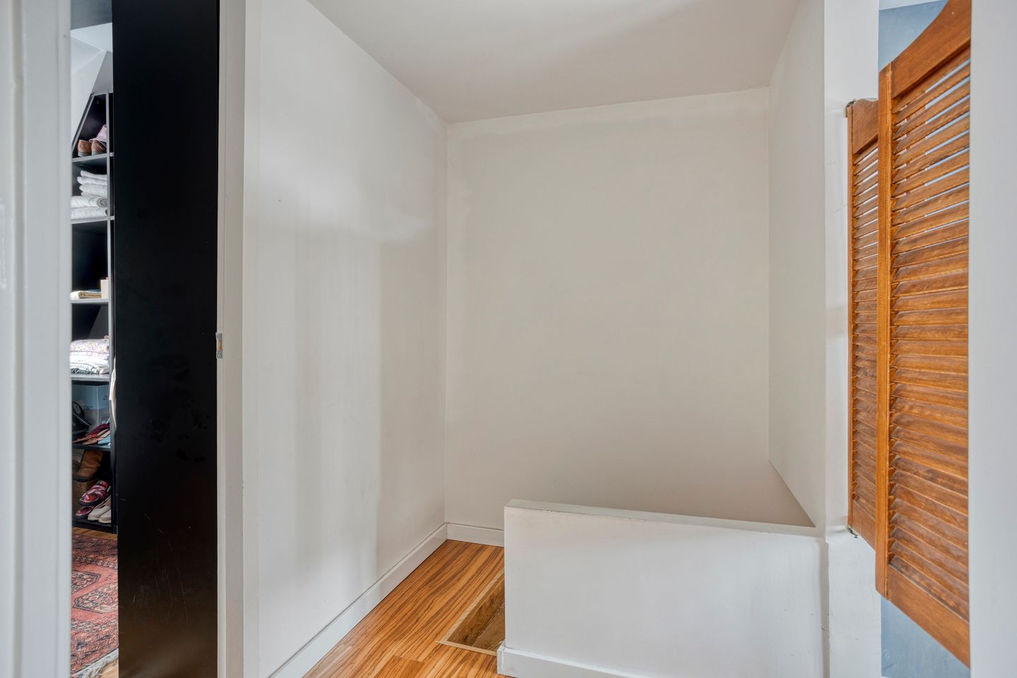 Foto 20 van Voorhout 169