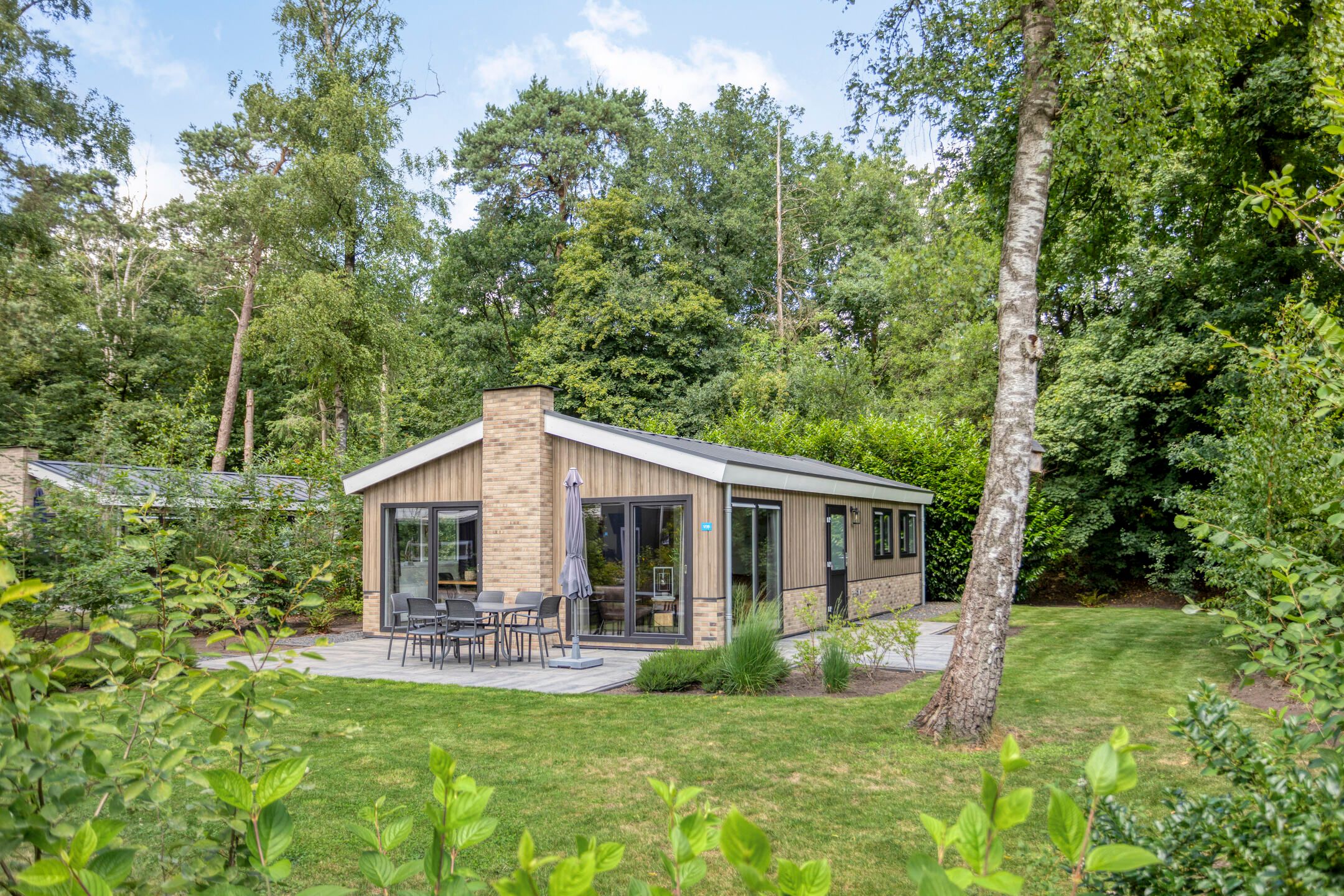 3-bedroom freehold villa in Arnhem — photo 1 of 5