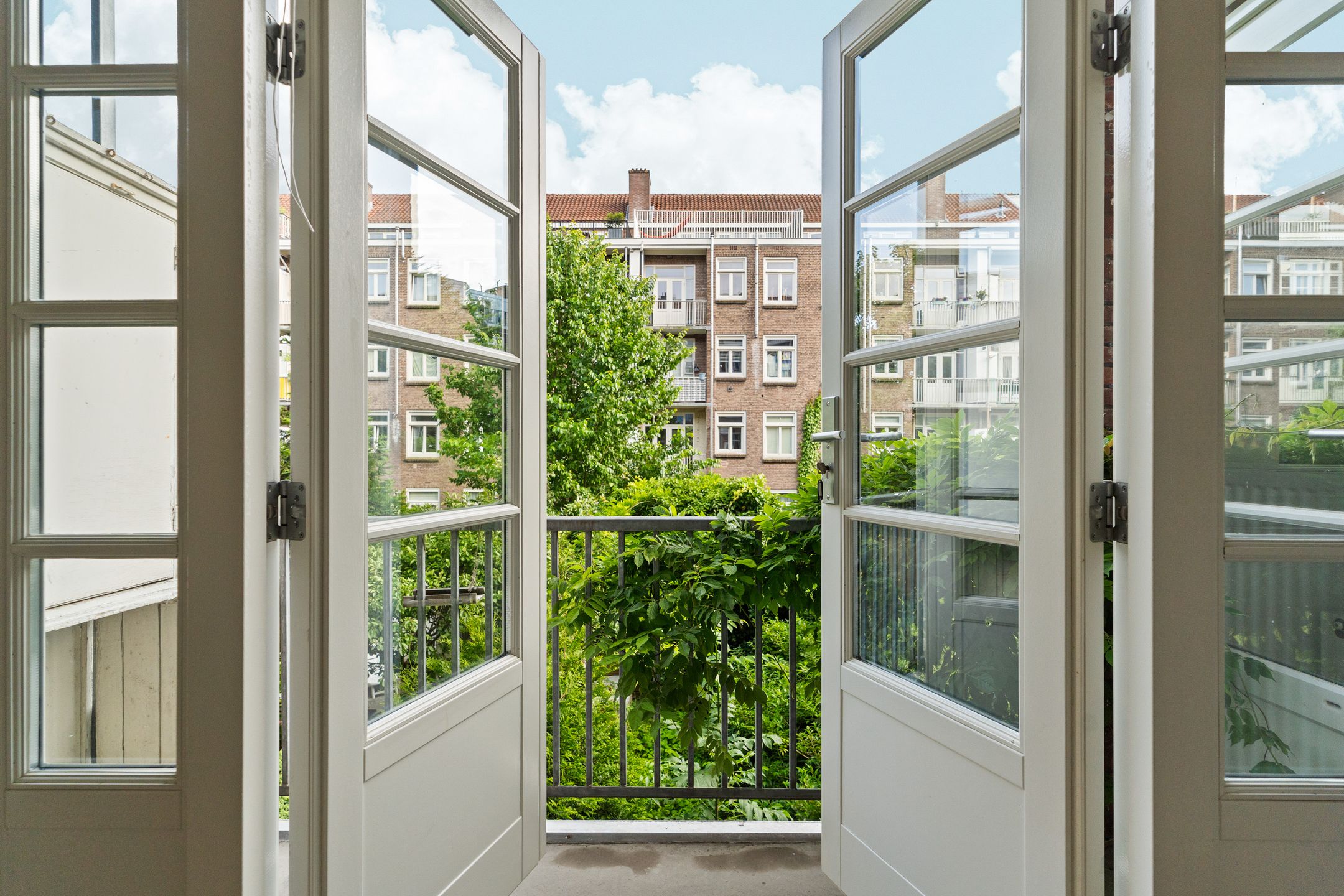 Foto 9 van Van Tuyll van Serooskerkenweg 69-1