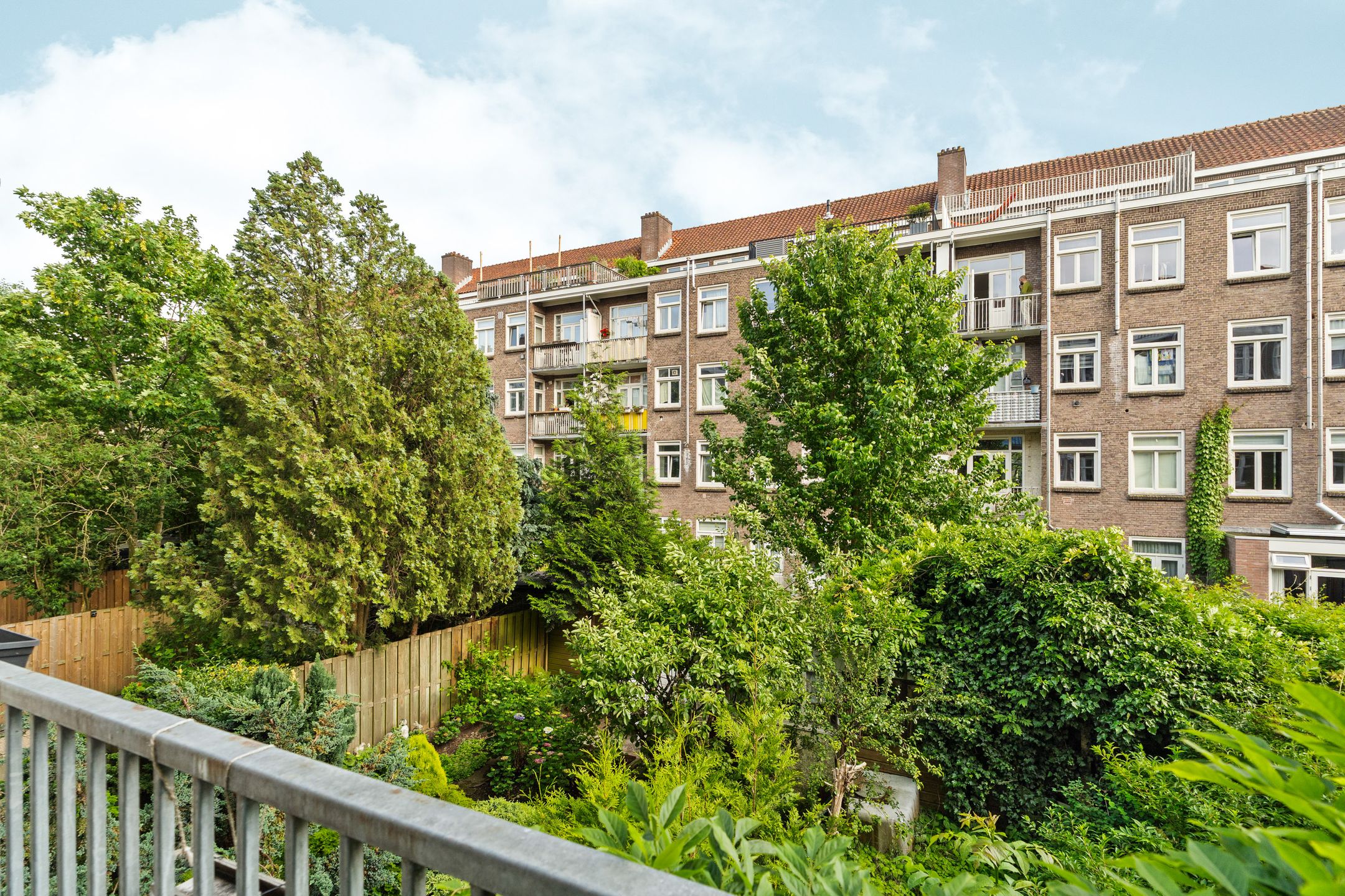 Foto 12 van Van Tuyll van Serooskerkenweg 69-1