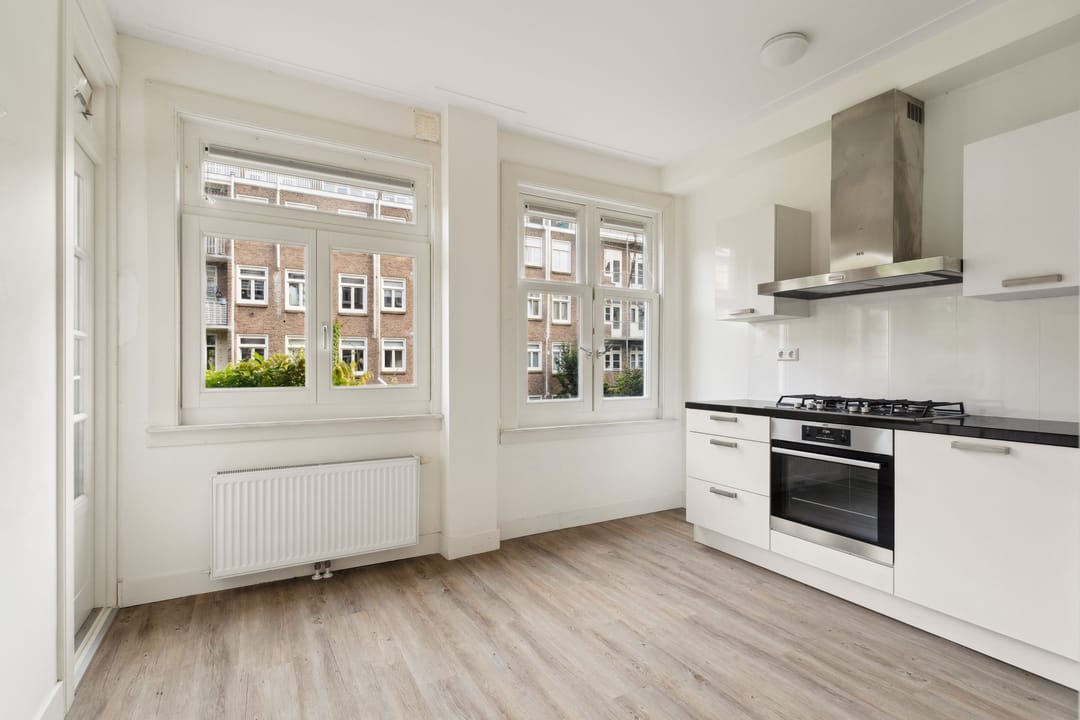 Foto 13 van Van Tuyll van Serooskerkenweg 69-1