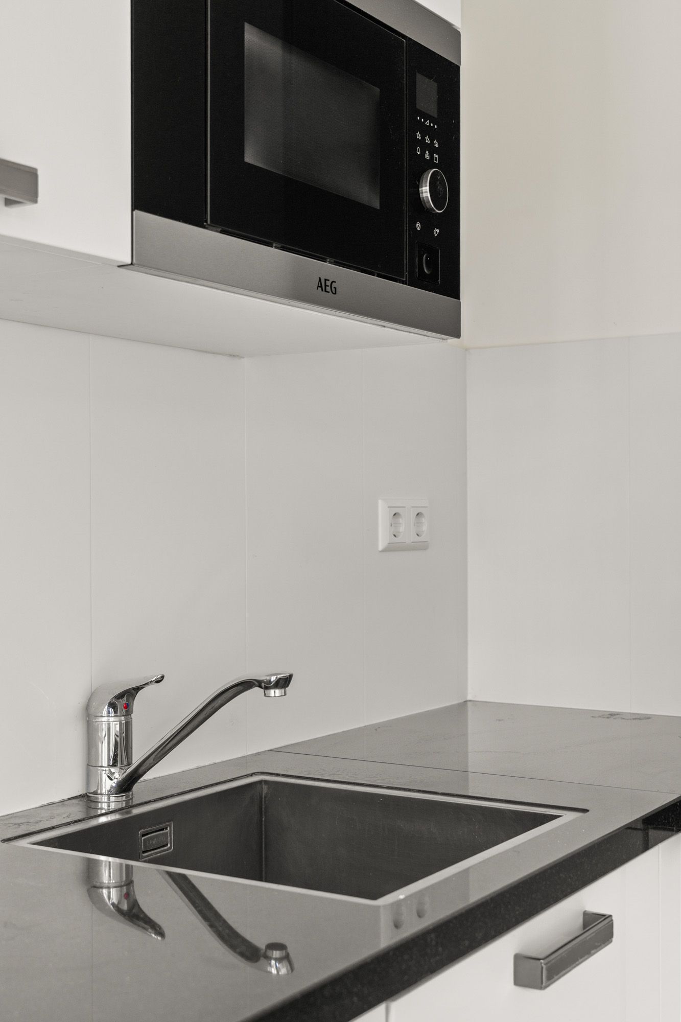 Foto 18 van Van Tuyll van Serooskerkenweg 69-1