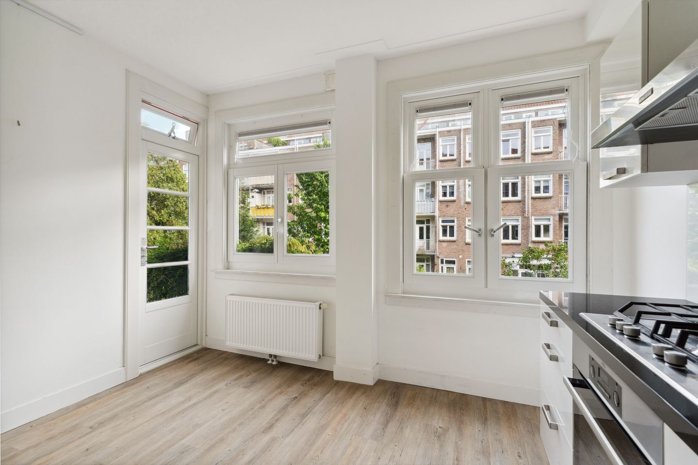 Foto 19 van Van Tuyll van Serooskerkenweg 69-1