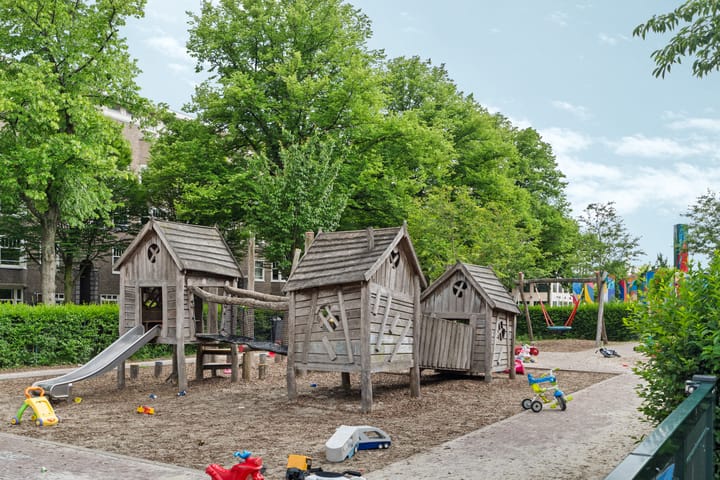 Foto 32 van Van Tuyll van Serooskerkenweg 69-1