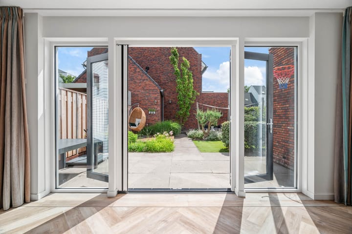 Foto 24 van Mozartstraat 10