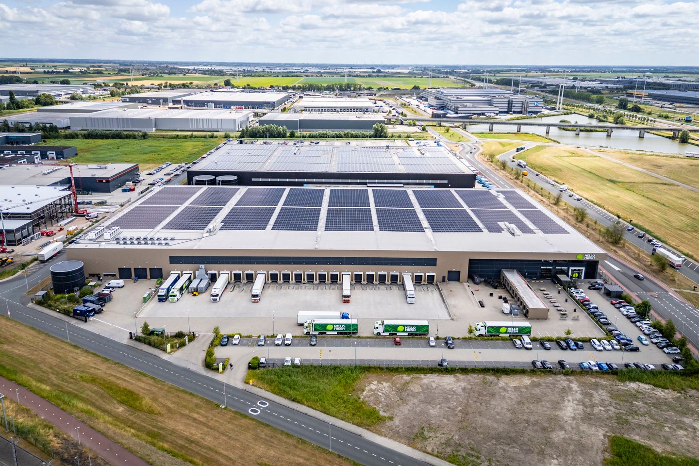 Bekijk foto 2 van Prismalaan West 3