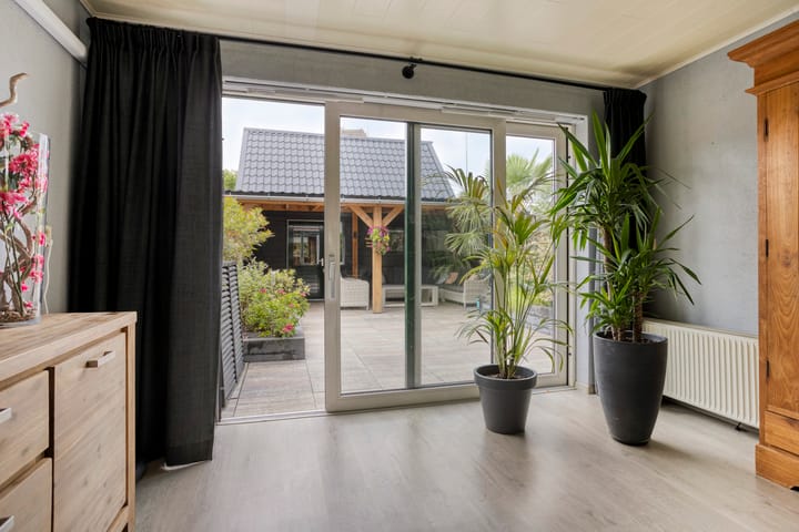 Photo 14 of Vijverpark 31