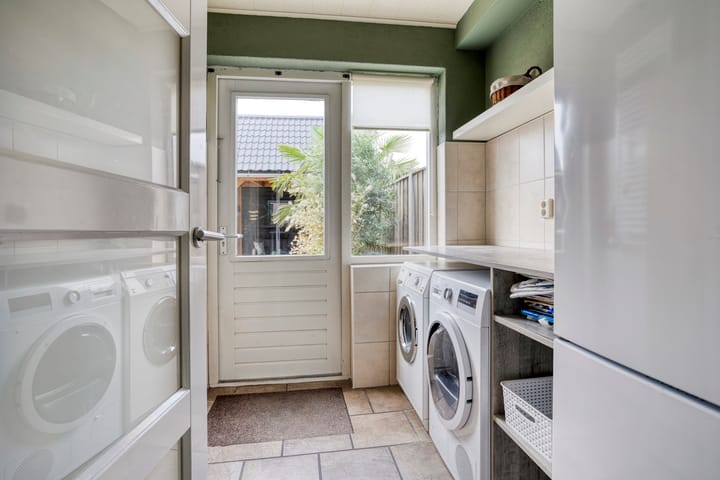 Photo 18 of Vijverpark 31