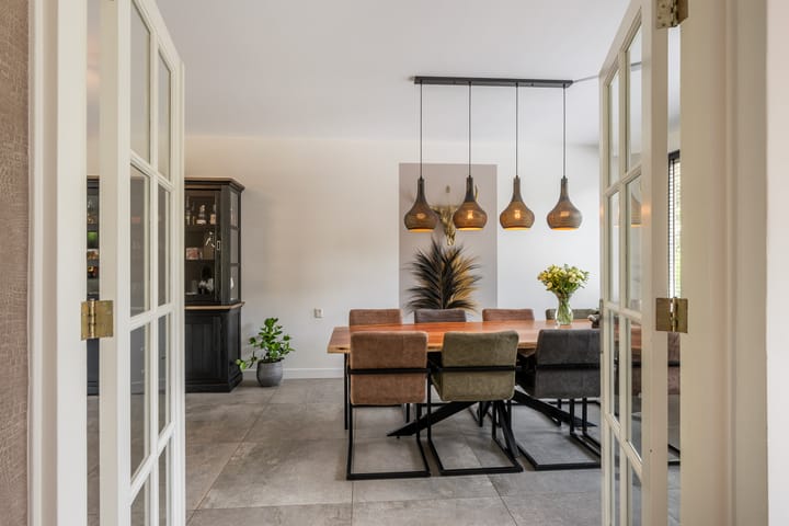 Foto 11 van van Heutszpark 18