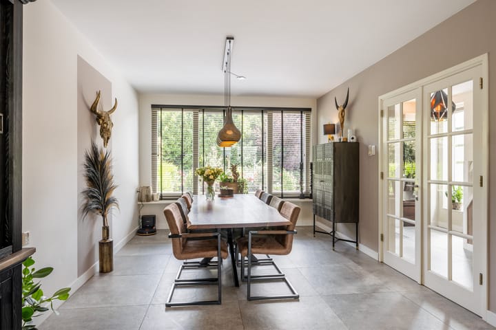 Foto 13 van van Heutszpark 18