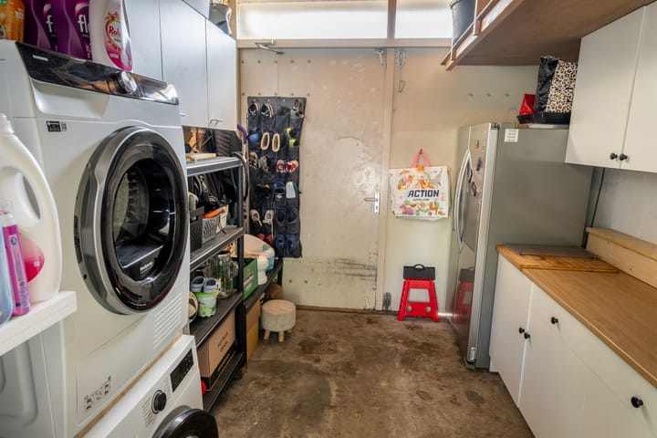 Foto 22 van van Heutszpark 18