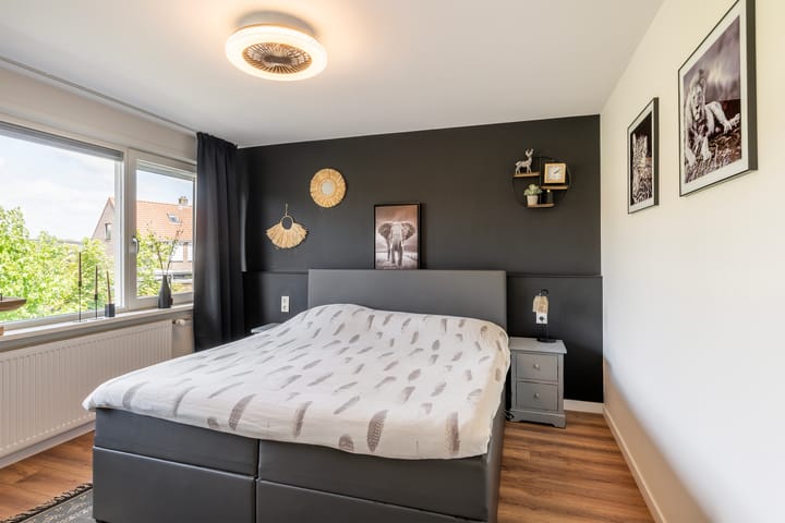 Foto 32 van van Heutszpark 18