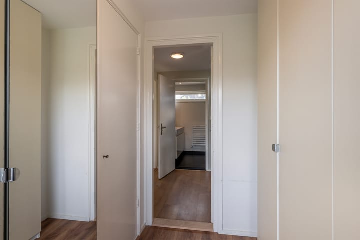 Foto 36 van van Heutszpark 18