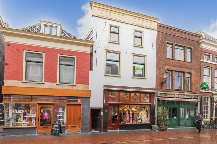 Haarlemmerstraat 18, Leiden