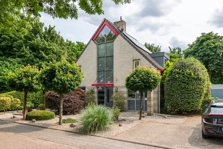 Foto 8 van Annie van Beintumpad 6