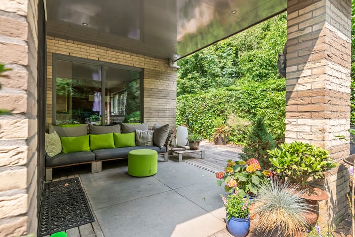 Foto 4 van Annie van Beintumpad 6