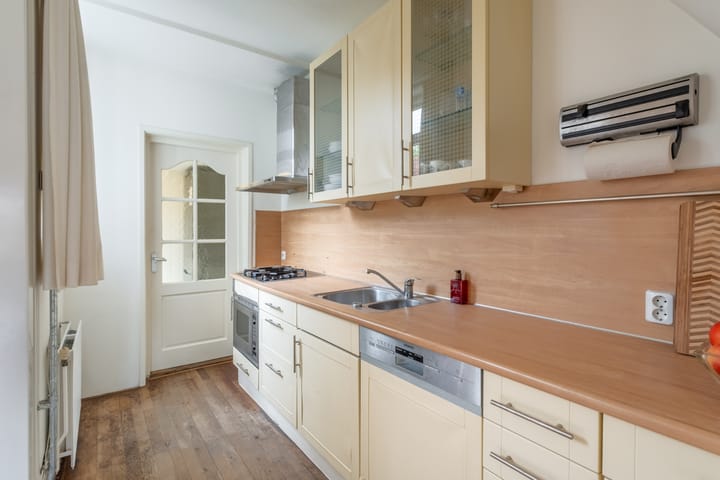 Photo 25 of Jan Steenstraat 1