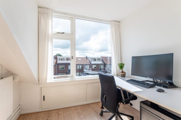 Photo 39 of Jan Steenstraat 1