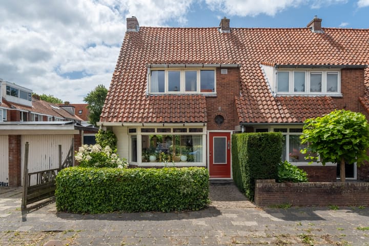 Photo 11 of Jan Steenstraat 1