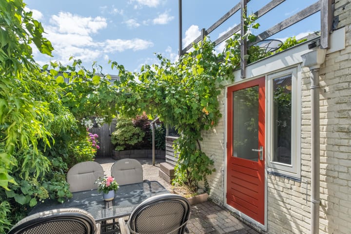 Photo 51 of Jan Steenstraat 1