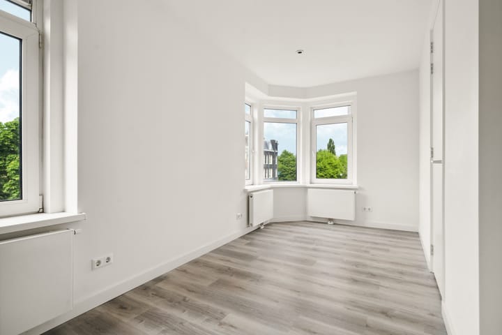 Photo 11 of Tweede Keucheniusstraat 15-2