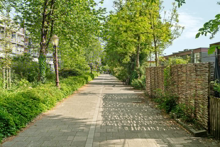 Photo 22 of Tweede Keucheniusstraat 15-2