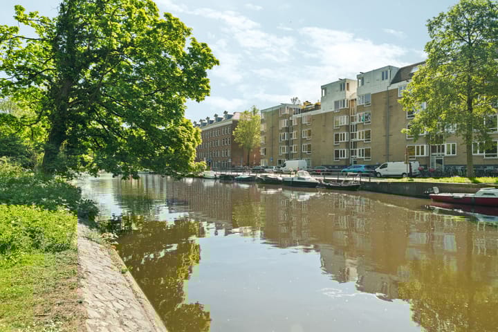 Photo 24 of Tweede Keucheniusstraat 15-2