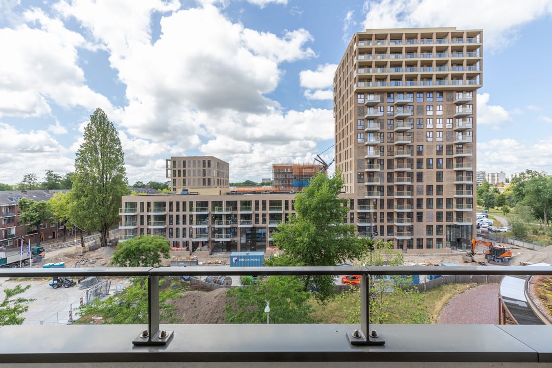 Photo 22 of Waterlandplein 22-C3