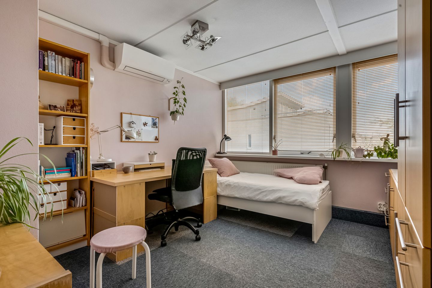 Foto 19 van Langeweideweg 16