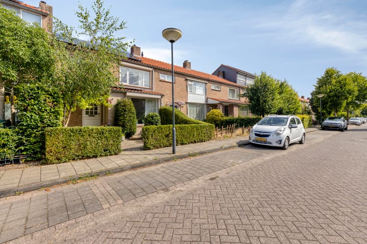 Foto 25 van Anna Bijnsstraat 48