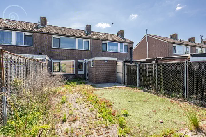 Foto 2 van Deltastraat 6