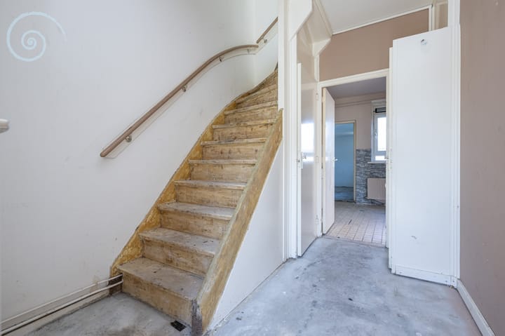 Photo 7 of Deltastraat 6