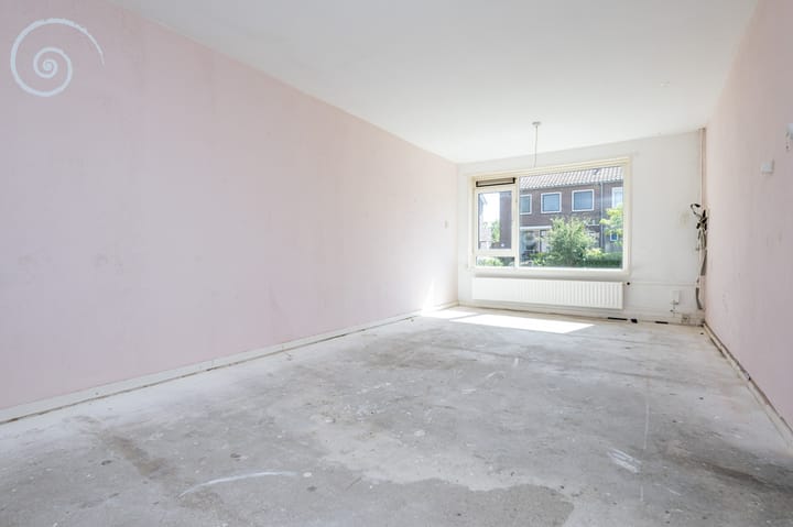 Photo 11 of Deltastraat 6