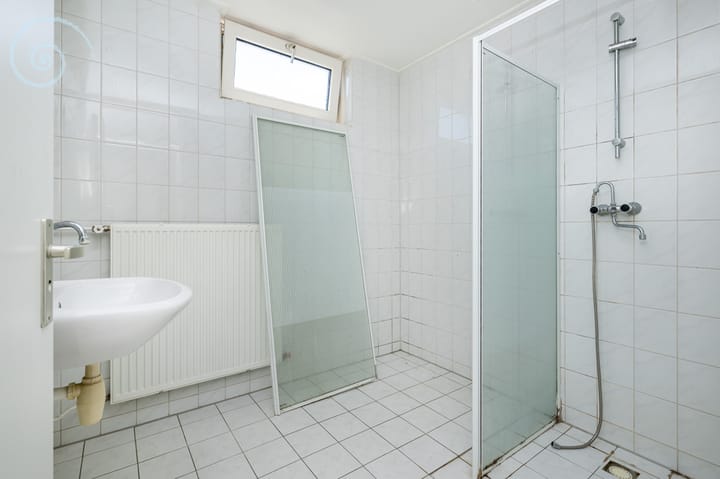 Photo 17 of Deltastraat 6