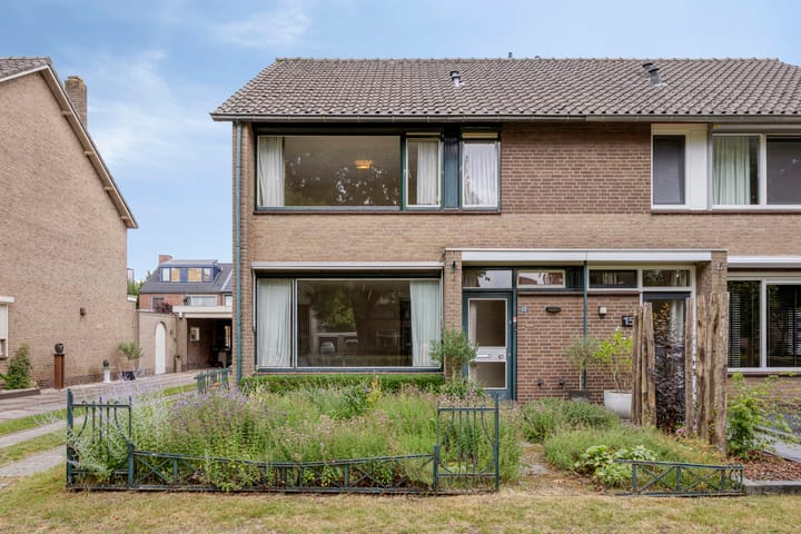 Foto 2 van Antoniuspark 13