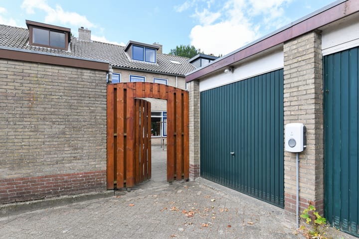 Foto 24 van Burgemeester Padmosweg 150