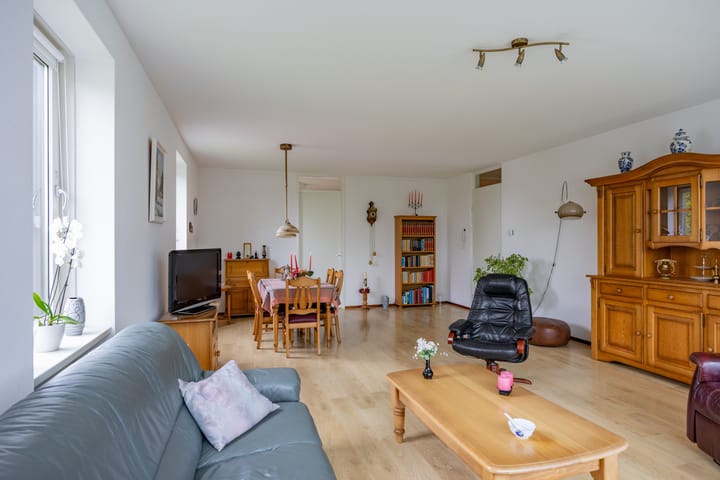 Foto 2 van Notoaristuun 16