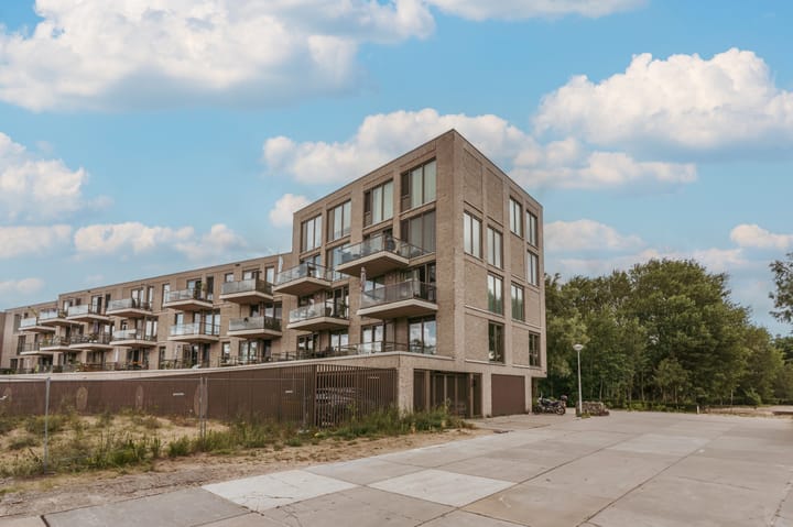 Photo 34 of Dijkmanshuizenstraat 273