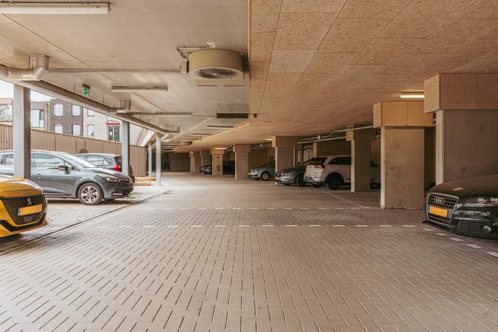 Photo 38 of Dijkmanshuizenstraat 273