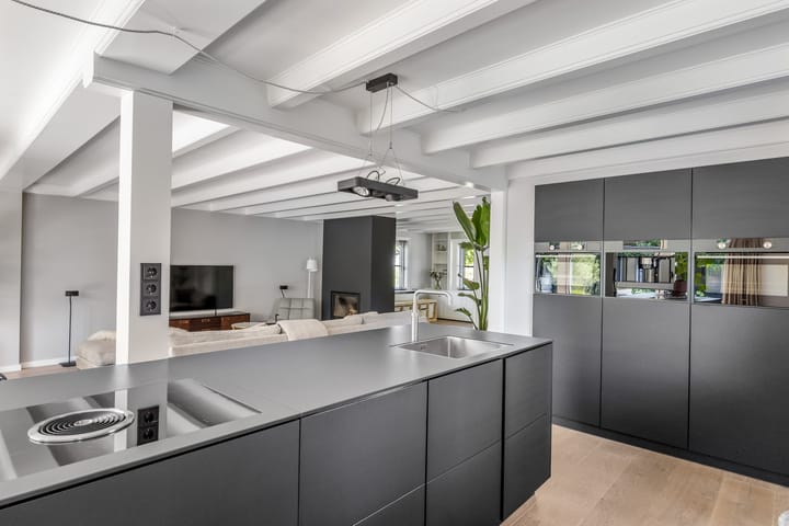 Photo 20 of Julianalaan 25