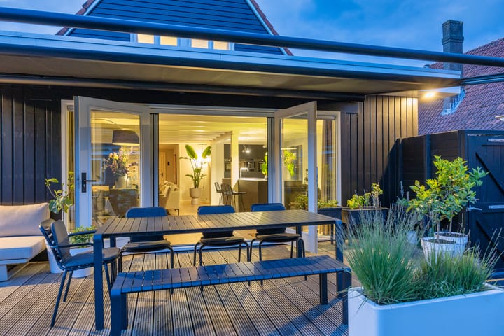 Photo 32 of Julianalaan 25