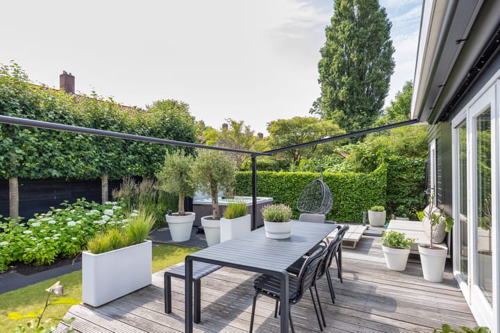 Photo 42 of Julianalaan 25