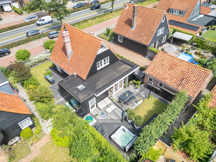 Photo 53 of Julianalaan 25