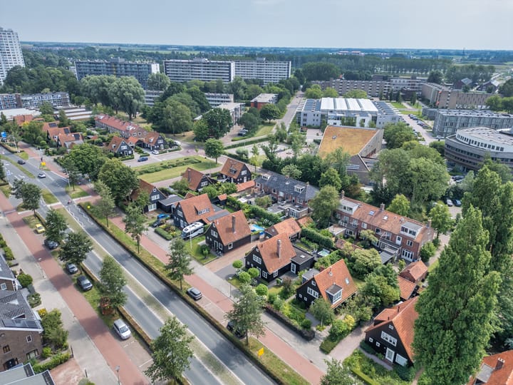 Photo 59 of Julianalaan 25