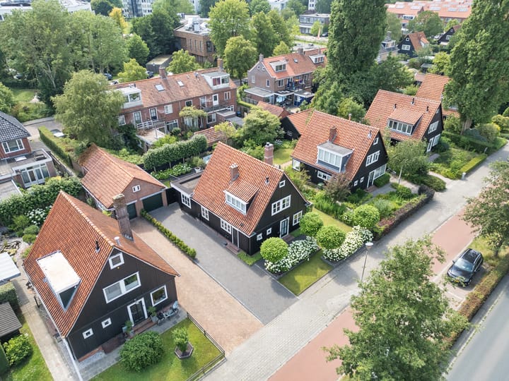 Photo 60 of Julianalaan 25